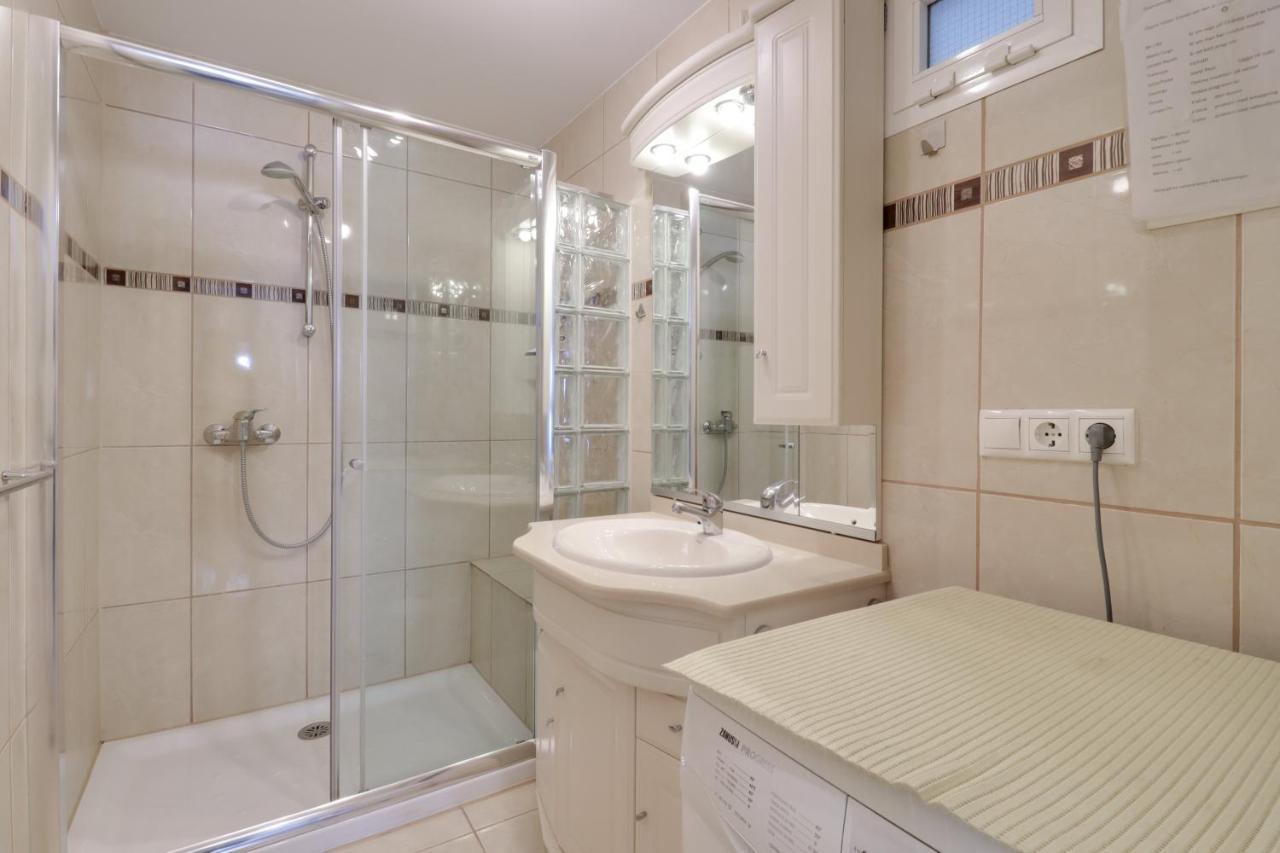 2 Bedroom In Parador Нерха Екстер'єр фото